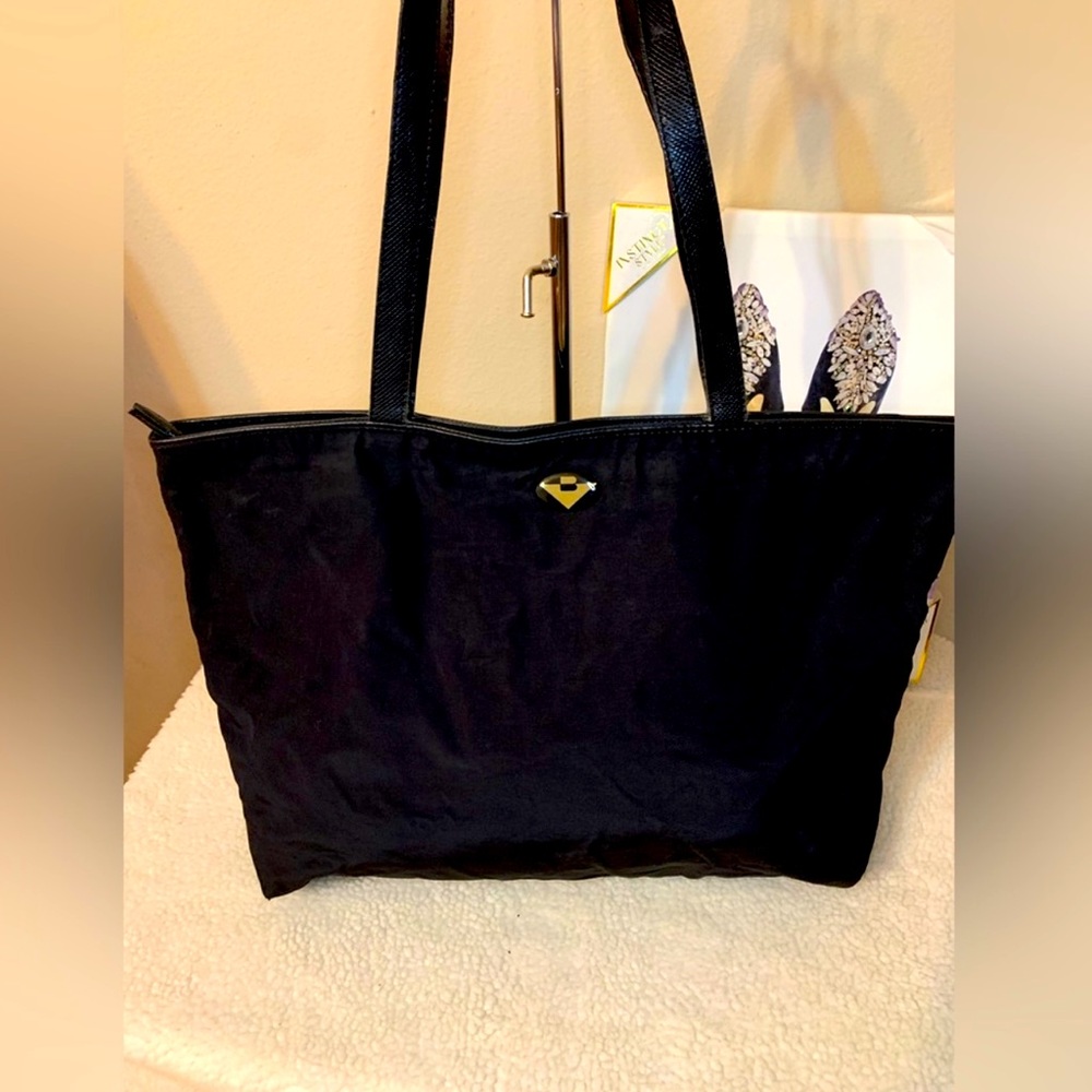 Bottega Veneta Tote w/mirror + authenticity card